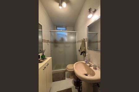 Apartamento à venda com 132m², 3 quartos e 1 vagaBanheiro social 1