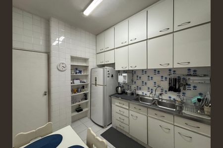 Apartamento à venda com 132m², 3 quartos e 1 vagaCozinha