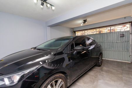 Casa à venda com 140m², 3 quartos e 2 vagas Casa à venda com 140m², 3 quartos e 2 vagasGaragem
