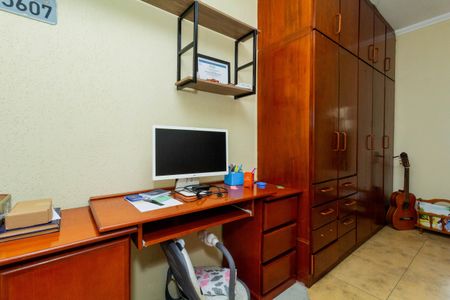 Casa à venda com 140m², 3 quartos e 2 vagas Casa à venda com 140m², 3 quartos e 2 vagasQuarto 2