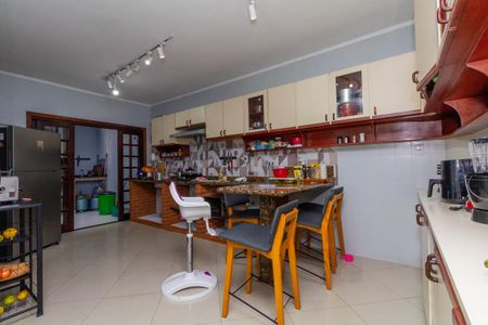 Casa à venda com 140m², 3 quartos e 2 vagas Casa à venda com 140m², 3 quartos e 2 vagasCozinha