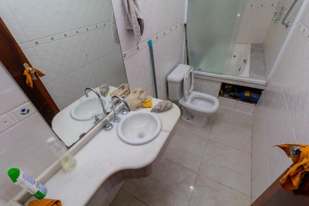 Casa à venda com 140m², 3 quartos e 2 vagas Casa à venda com 140m², 3 quartos e 2 vagasBanheiro 1