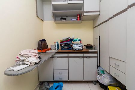 Casa à venda com 140m², 3 quartos e 2 vagas Casa à venda com 140m², 3 quartos e 2 vagasÁrea de Serviço