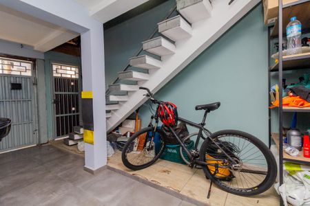 Casa à venda com 140m², 3 quartos e 2 vagas Casa à venda com 140m², 3 quartos e 2 vagasGaragem