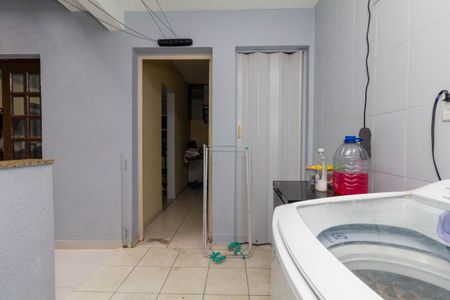 Casa à venda com 140m², 3 quartos e 2 vagas Casa à venda com 140m², 3 quartos e 2 vagasÁrea de Serviço