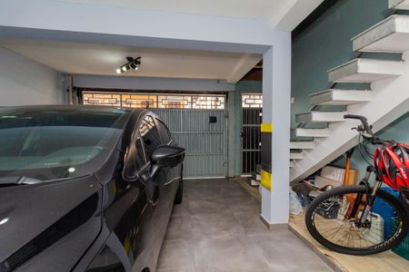 Casa à venda com 140m², 3 quartos e 2 vagas Casa à venda com 140m², 3 quartos e 2 vagasGaragem