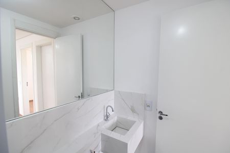 Apartamento para alugar com 38m², 2 quartos e sem vagaBanheiro