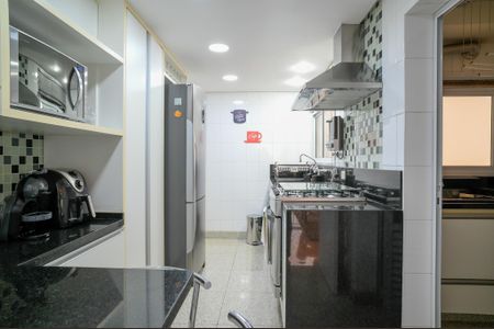 Apartamento à venda com 120m², 3 quartos e 2 vagasCozinha