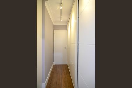 Apartamento à venda com 120m², 3 quartos e 2 vagasCloset  Suite