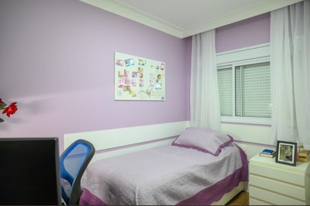 Apartamento à venda com 120m², 3 quartos e 2 vagasQuarto 2