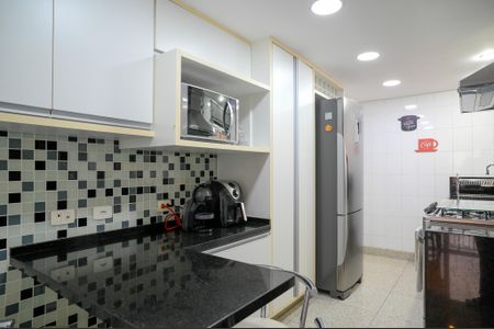 Apartamento à venda com 120m², 3 quartos e 2 vagasCozinha