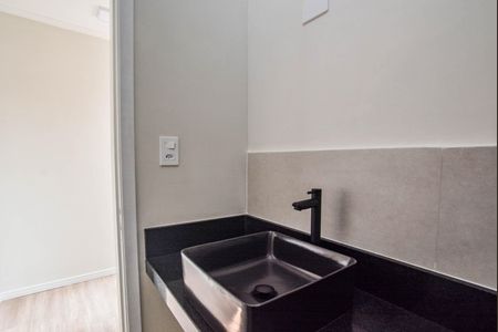 Casa à venda com 150m², 2 quartos e 2 vagas Casa à venda com 150m², 2 quartos e 2 vagasBanheiro Social