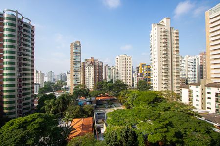 Apartamento à venda com 178m², 3 quartos e 3 vagasVista da Suíte 1