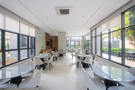 Apartamento à venda com 178m², 3 quartos e 3 vagasÁrea comum - Salão de festas