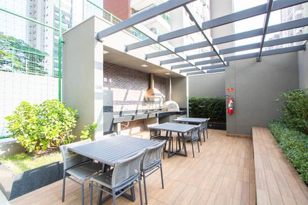 Apartamento à venda com 178m², 3 quartos e 3 vagasÁrea comum - Churrasqueira