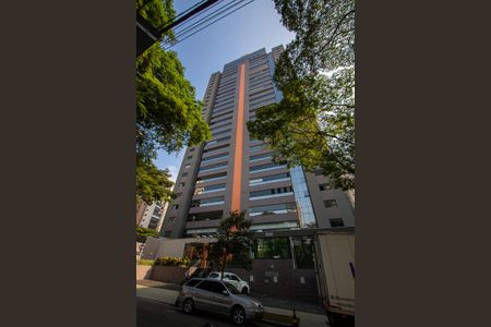 Apartamento à venda com 178m², 3 quartos e 3 vagasFachada