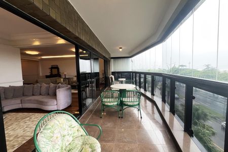 Apartamento para alugar com 252m², 4 quartos e 2 vagasVaranda da Sala