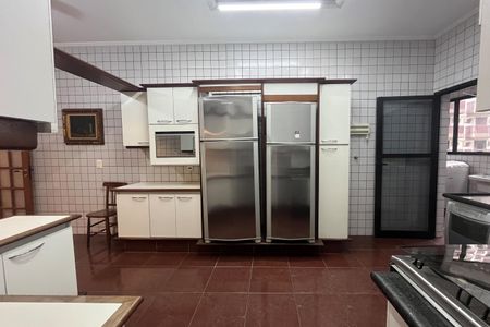 Apartamento para alugar com 252m², 4 quartos e 2 vagasCozinha