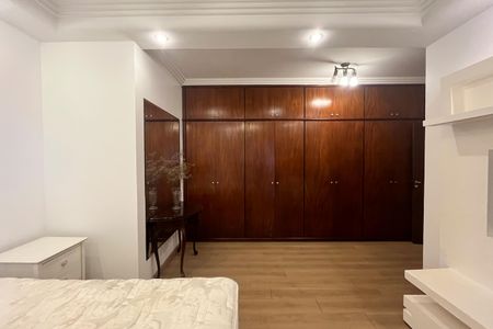 Apartamento para alugar com 252m², 4 quartos e 2 vagasSuíte 1