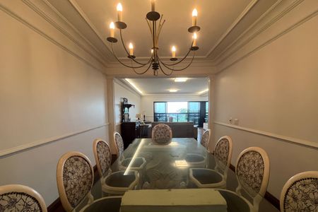 Apartamento para alugar com 252m², 4 quartos e 2 vagasSala de Jantar