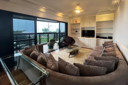 Apartamento para alugar com 252m², 4 quartos e 2 vagasSala