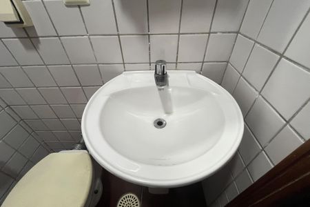 Apartamento para alugar com 252m², 4 quartos e 2 vagasBanheiro de serviço