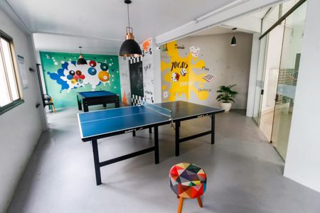 Apartamento para alugar com 65m², 2 quartos e 1 vagaÁrea comum - Sala de Jogos