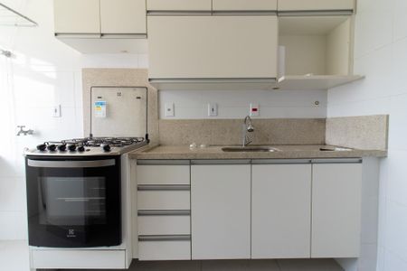 Apartamento à venda com 60m², 2 quartos e 1 vagaCozinha e Área de Serviço