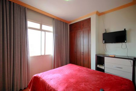 Apartamento à venda com 80m², 2 quartos e 1 vagaQuarto 1