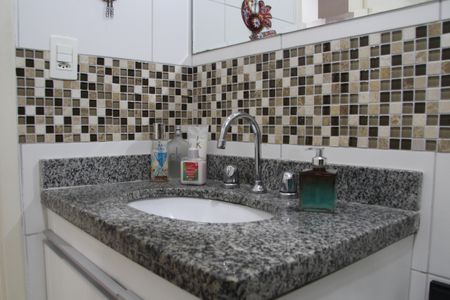 Apartamento à venda com 89m², 3 quartos e 1 vagaBanheiro Social