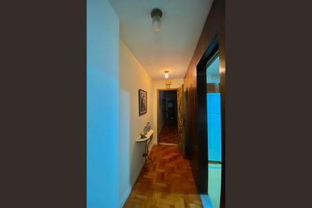 Apartamento à venda com 115m², 3 quartos e 1 vagaCorredor