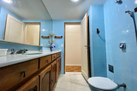 Apartamento à venda com 115m², 3 quartos e 1 vagaBanheiro 1