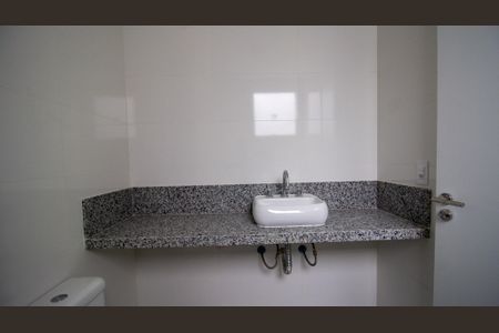 Apartamento à venda com 170m², 3 quartos e 3 vagasBanheiro da Suíte 1