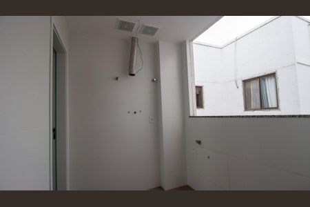 Apartamento à venda com 170m², 3 quartos e 3 vagasCozinha e Área de Serviço