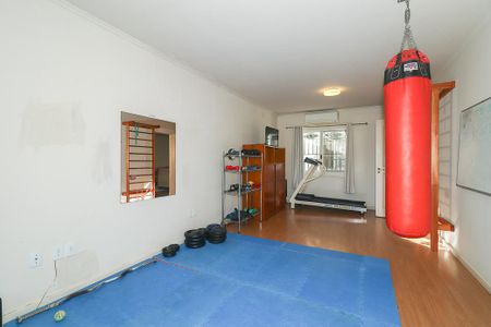 Casa à venda com 372m², 4 quartos e 4 vagasQuarto 2