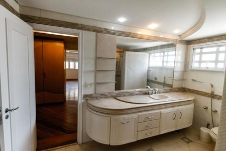 Casa de condomínio à venda com 1100m², 5 quartos e 4 vagasBanheiro 2 da Suíte 4