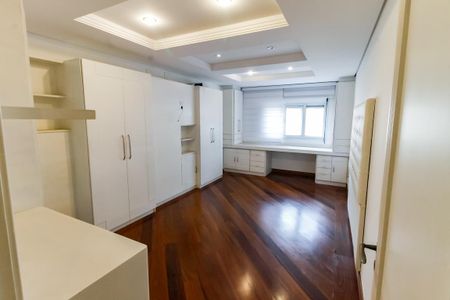 Casa de condomínio à venda com 1100m², 5 quartos e 4 vagasQuarto