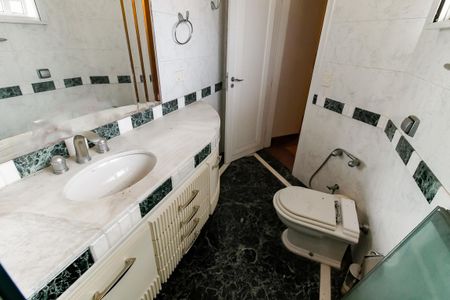 Casa de condomínio à venda com 1100m², 5 quartos e 4 vagasBanheiro da Suíte 4