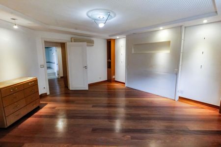 Casa de condomínio à venda com 1100m², 5 quartos e 4 vagasSuíte 4