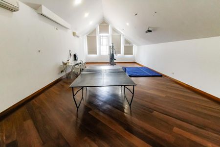 Casa de condomínio à venda com 1100m², 5 quartos e 4 vagasSala 3