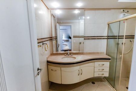 Casa de condomínio à venda com 1100m², 5 quartos e 4 vagasBanheiro Social