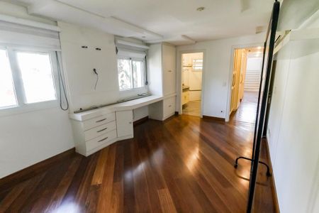 Casa de condomínio à venda com 1100m², 5 quartos e 4 vagasSuíte 2