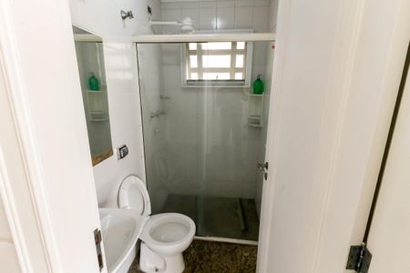 Casa de condomínio à venda com 1100m², 5 quartos e 4 vagasBanheiro de serviço