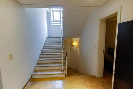 Casa de condomínio à venda com 1100m², 5 quartos e 4 vagasCorredor