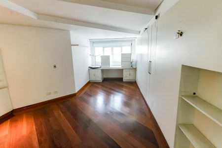 Casa de condomínio à venda com 1100m², 5 quartos e 4 vagasSuíte 3