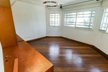 Casa de condomínio à venda com 1100m², 5 quartos e 4 vagasSala 2