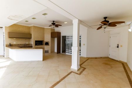 Casa de condomínio à venda com 1100m², 5 quartos e 4 vagasÁrea piscina