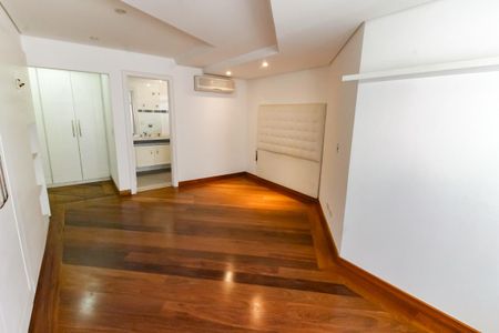 Casa de condomínio à venda com 1100m², 5 quartos e 4 vagasSuíte 3