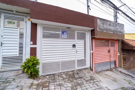 Casa à venda com 175m², 2 quartos e 2 vagasFachada