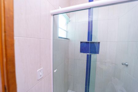 Casa à venda com 175m², 2 quartos e 2 vagasBanheiro do Quarto 1